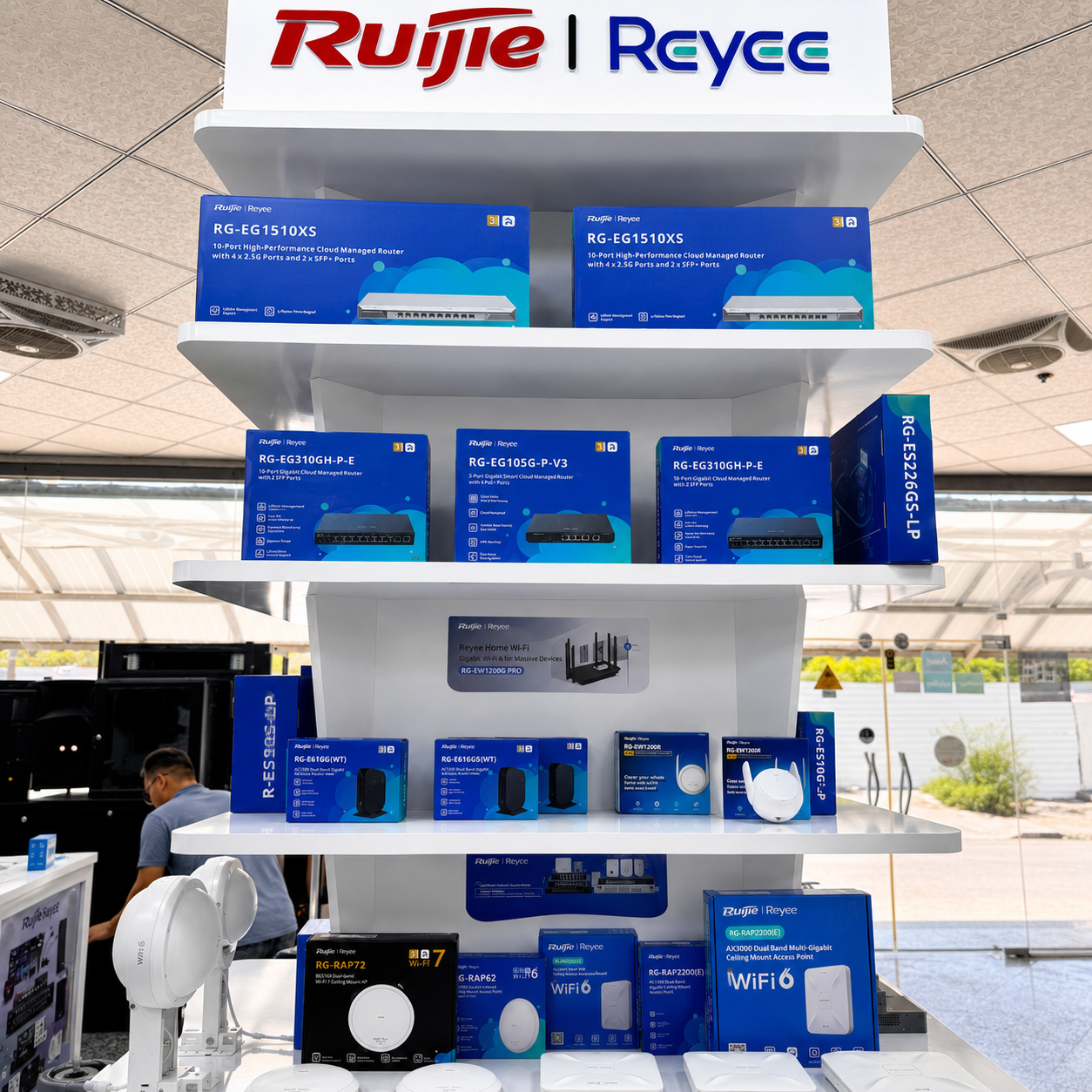 Ruijie/Reyee display tower